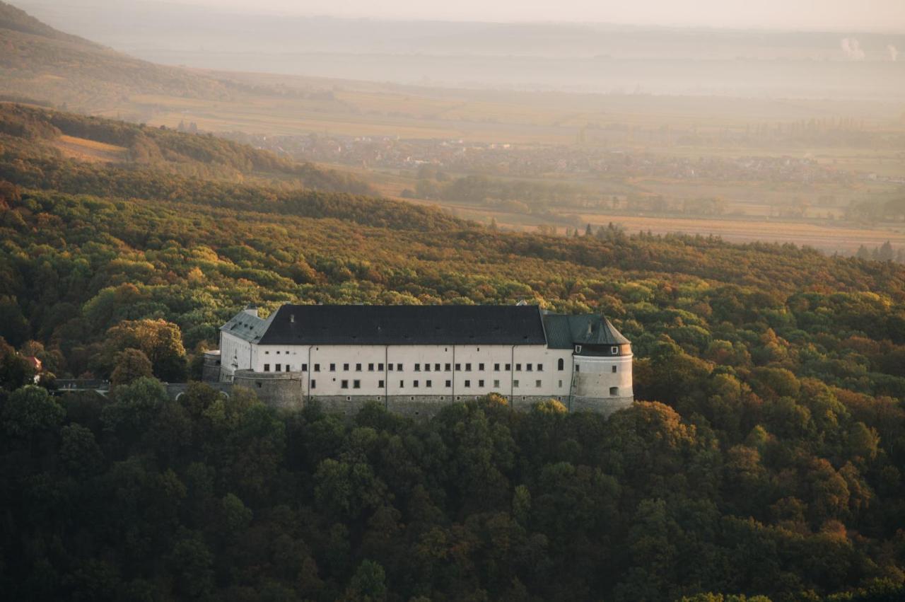 Krone Svaty Jur Bagian luar foto